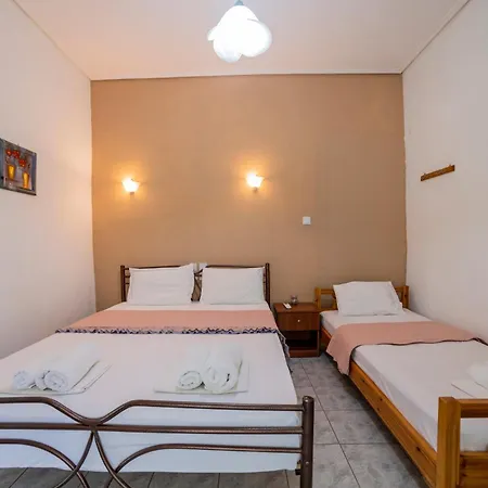 Apartment's Theodoros 2 * Καμένα Βούρλα