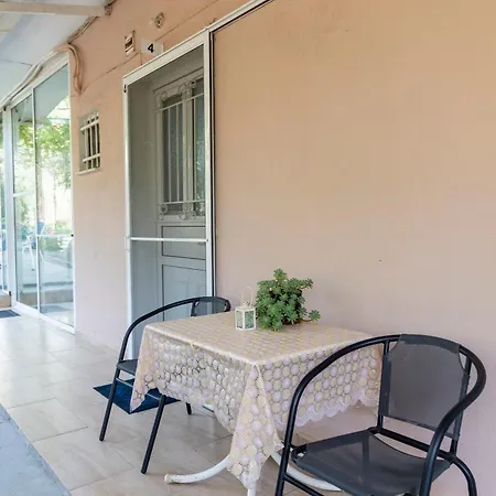 Διαμέρισμα Apartment's Theodoros 2 Καμένα Βούρλα