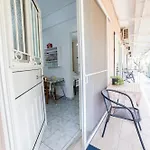 Apartment's Theodoros * 卡梅纳维洛拉