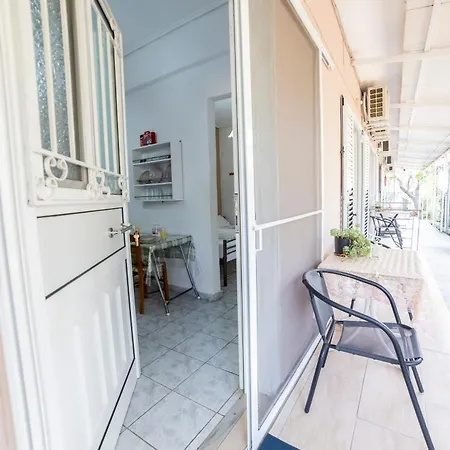 Apartment's Theodoros * Kamena Vourla