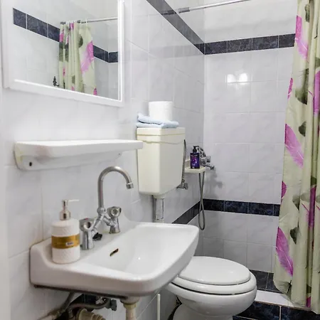 Apartment's Theodoros 2 * Kamena Vourla